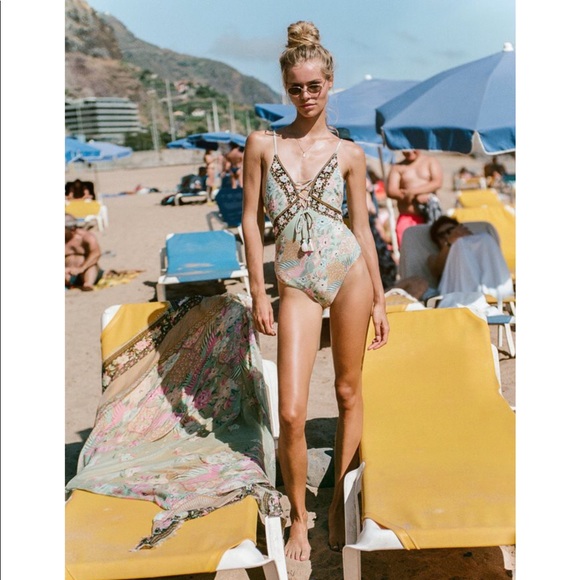 Floral Lace-Up Floral & Tassel Swimsuit - Picture 4 of 8